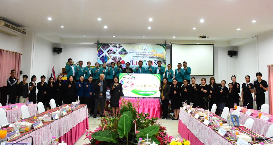8 DSC 3501